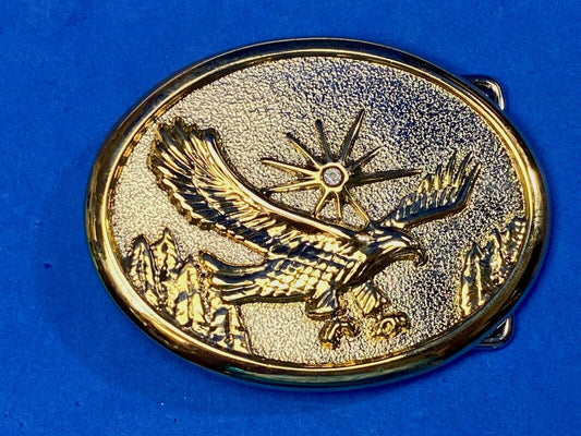 Vintage belt buckle, silver and gold tone flying eagle - Starburst! 