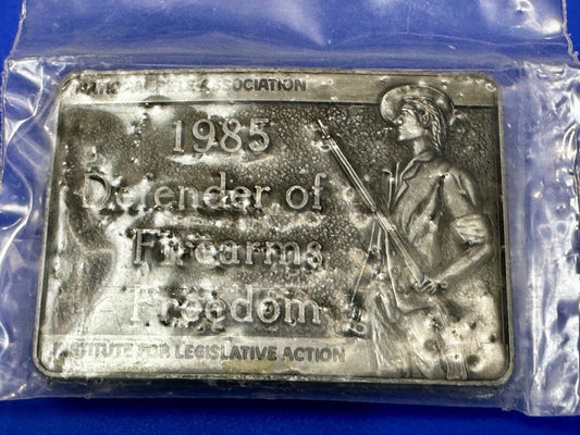 1985 Defender of Firearms Freedom Vintage NRA ILA NOS Gun Collector Belt Buckle