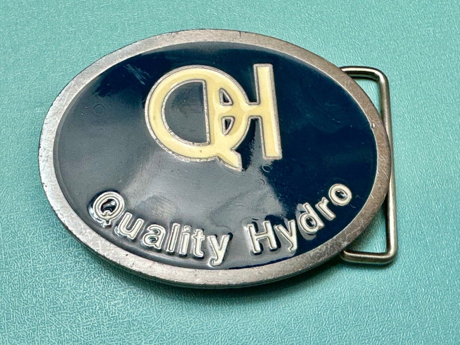 Vintage  QH Quality Hydro Promotional Company Prairie, WI  belt buckle