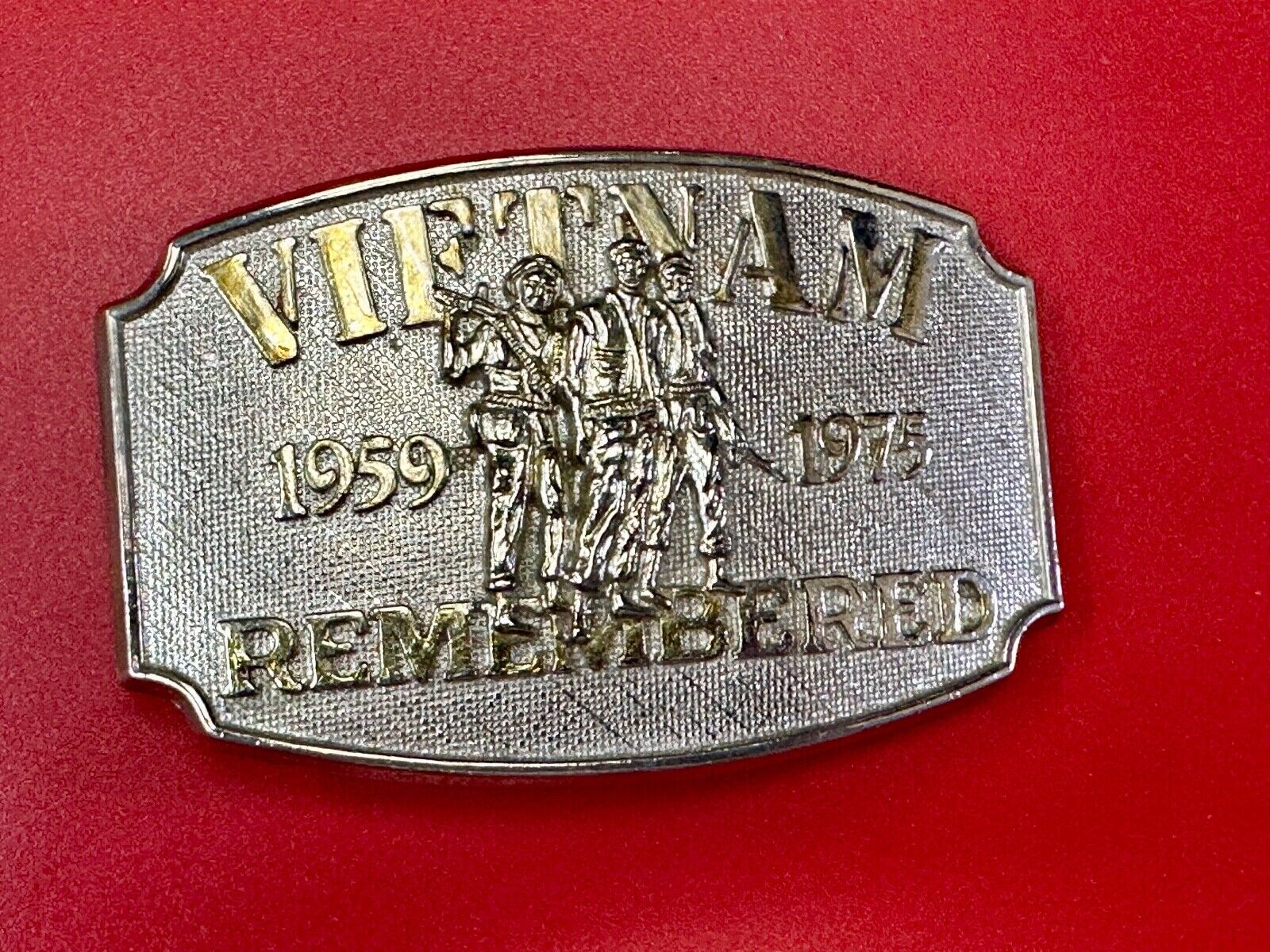 VIETNAM REMEMBERED 1959 1975 War Veteran Veterans F.E. Hart Numbered Belt Buckle