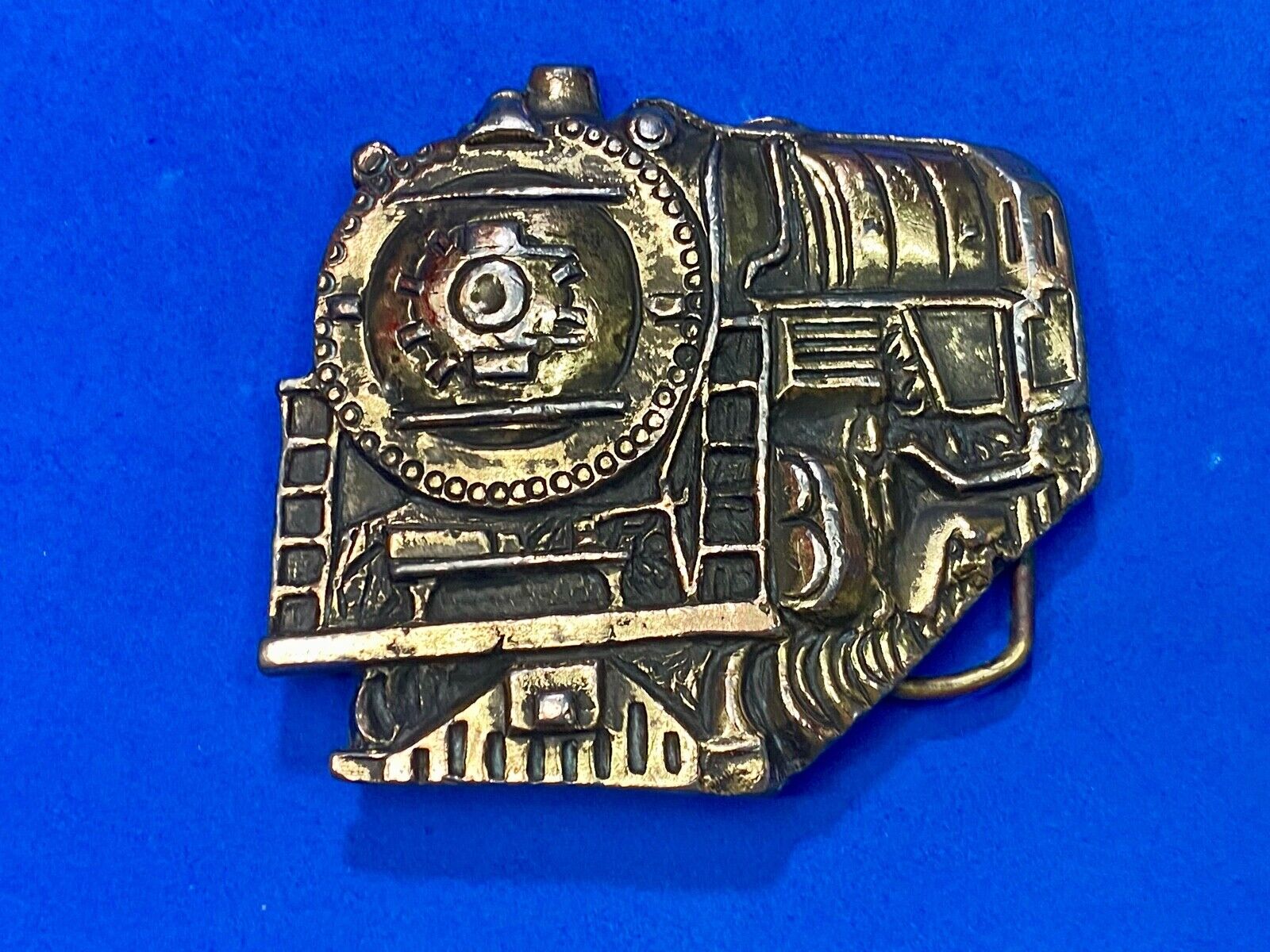 Vintage 1976 Train Locomotive Steam Engine Cut Out Brass Tone  Belt Buckle 