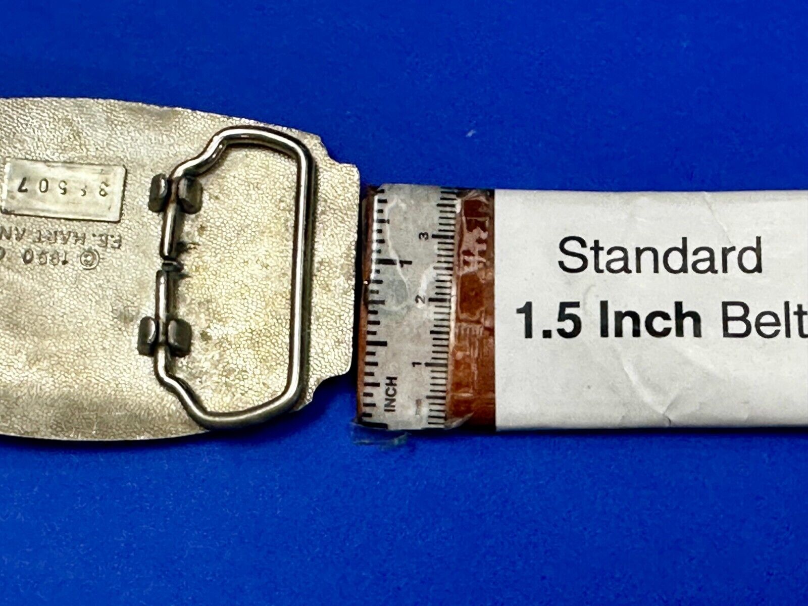 VIETNAM REMEMBERED War Veteran Veterans Patriotic Numbered Belt Buckle F.E. Hart
