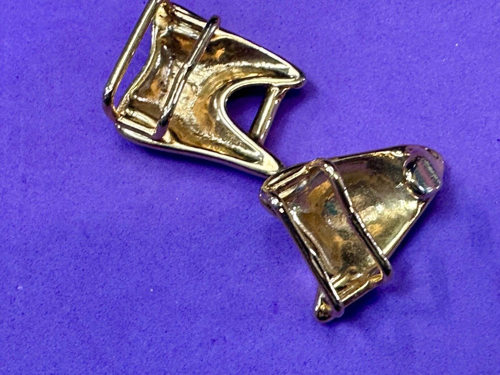 Two piece gold tone Retro shape style interconnecting vintage belt buckle