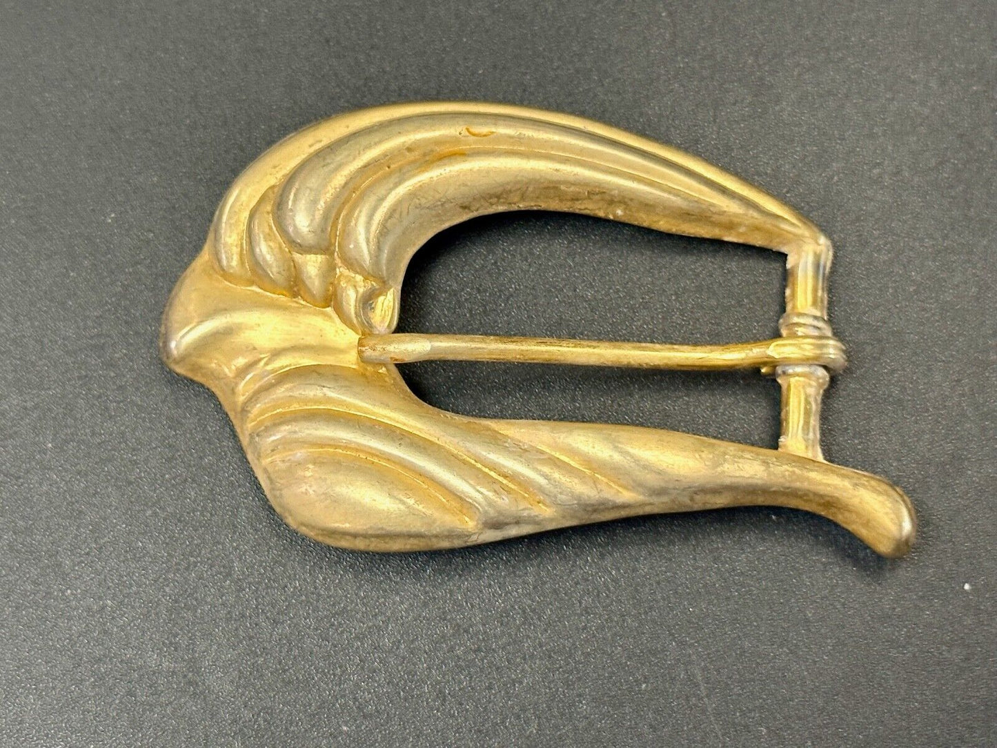 Victorian vibe - vintage gold tone replacement belt buckle