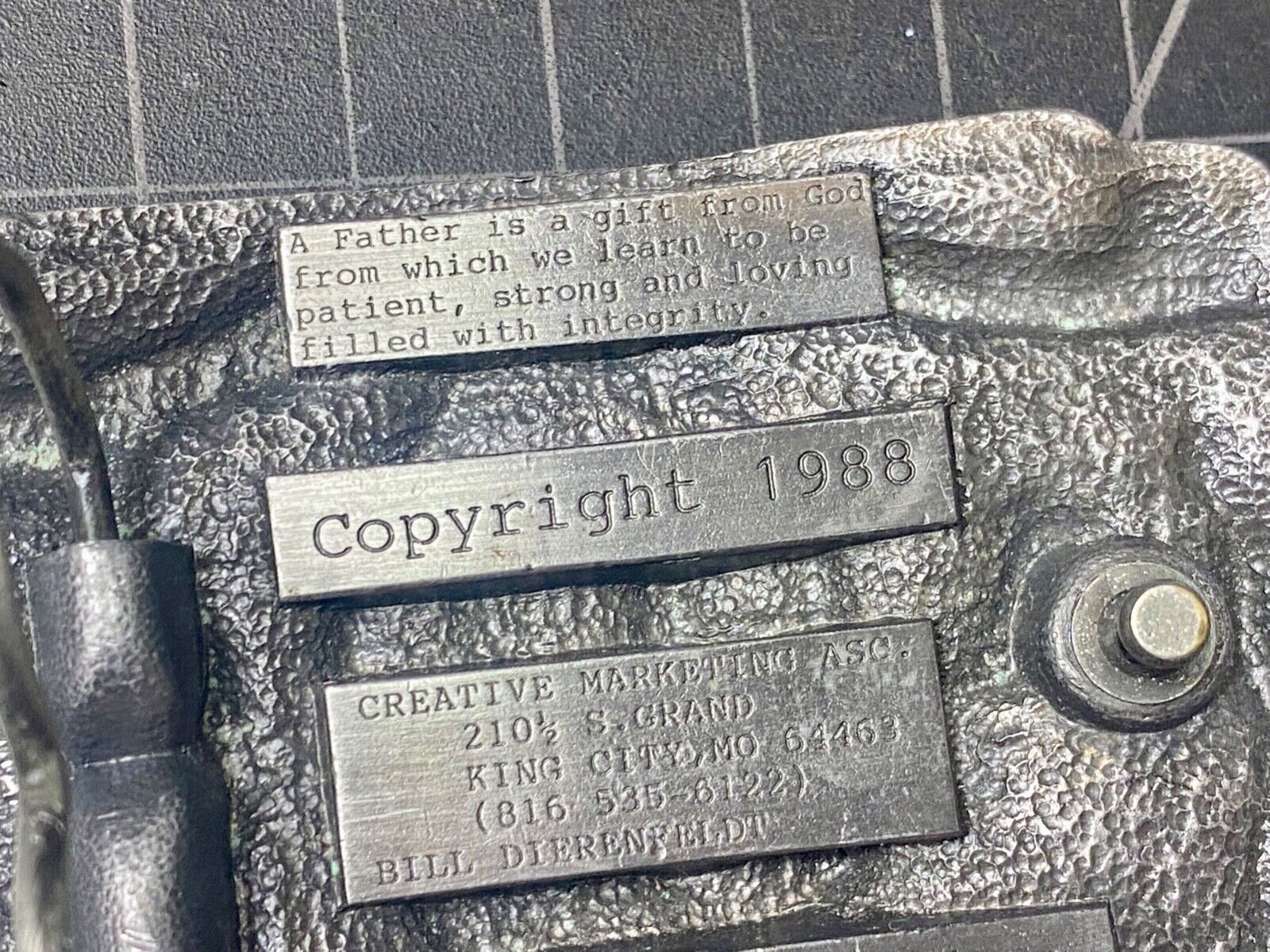 A tribute to a Father - Fathers Day -  June 19th 1988 commemorative belt buckle