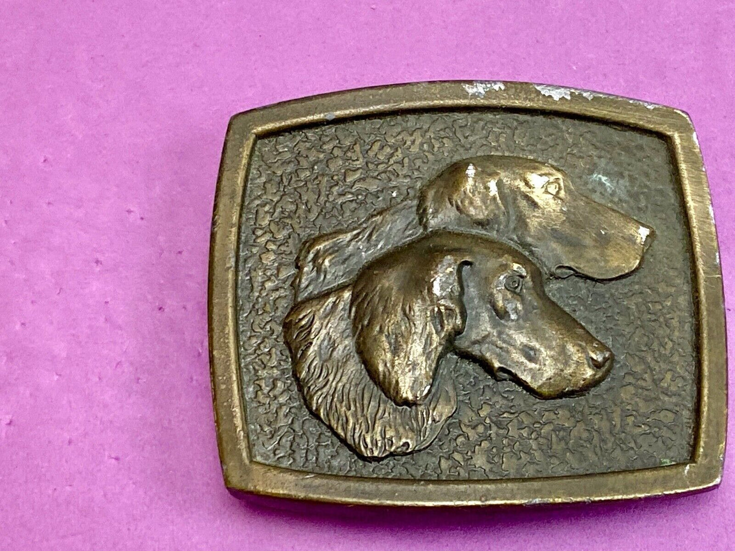 Two Dog's D&E Elkhorn Wisconsin  RARE!!  Vintage 1975 A-50 Bergamot  Belt Buckle