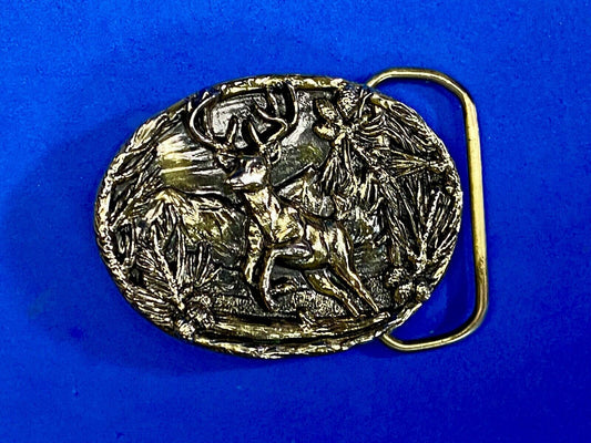 Vintage 1986 Running Buck Doe Or Deer In Nature With Large Antlers Belt Buckle