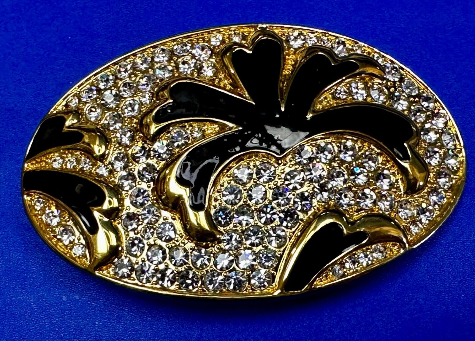Beautiful Clear Rhinestone Covered Gold Tone Belt Buckle with Leaf Design