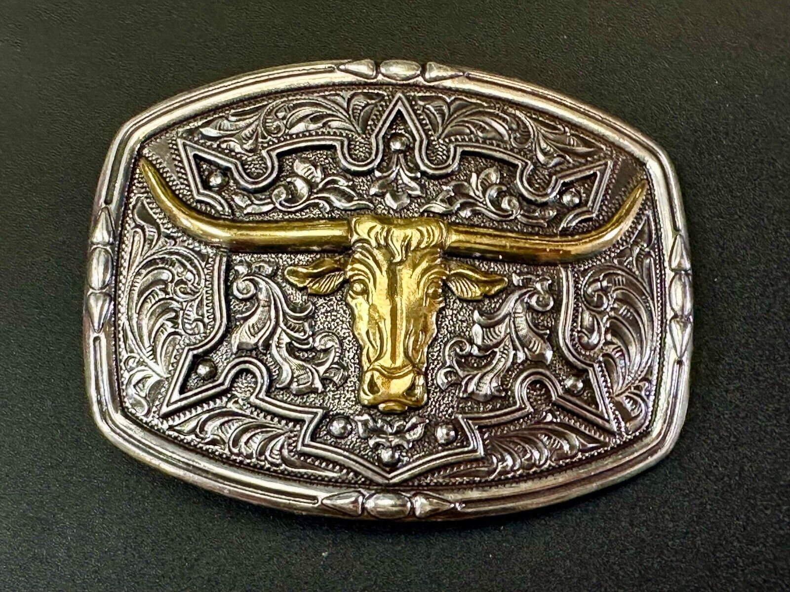 The Longhorn cow steer - cowboys cowgirls western belt buckle by Nocona