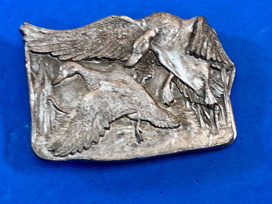 Vintage 1977 Bergamot Flying Ducks Hunting Waterfowl Belt Buckle Z-144 RARE!