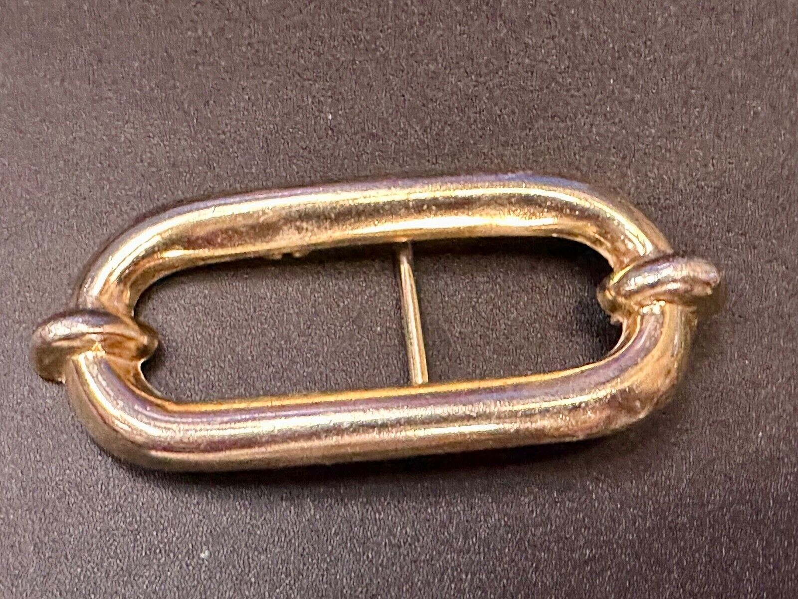 Vintage gold tone Tube Link Pattern belt buckle