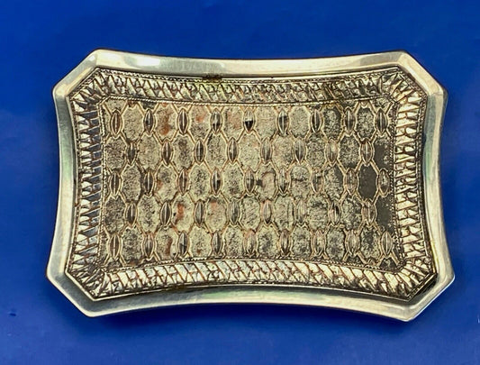 Unknown To Me  Etched? Engraved? Silver Color Vintage Belt Buckle