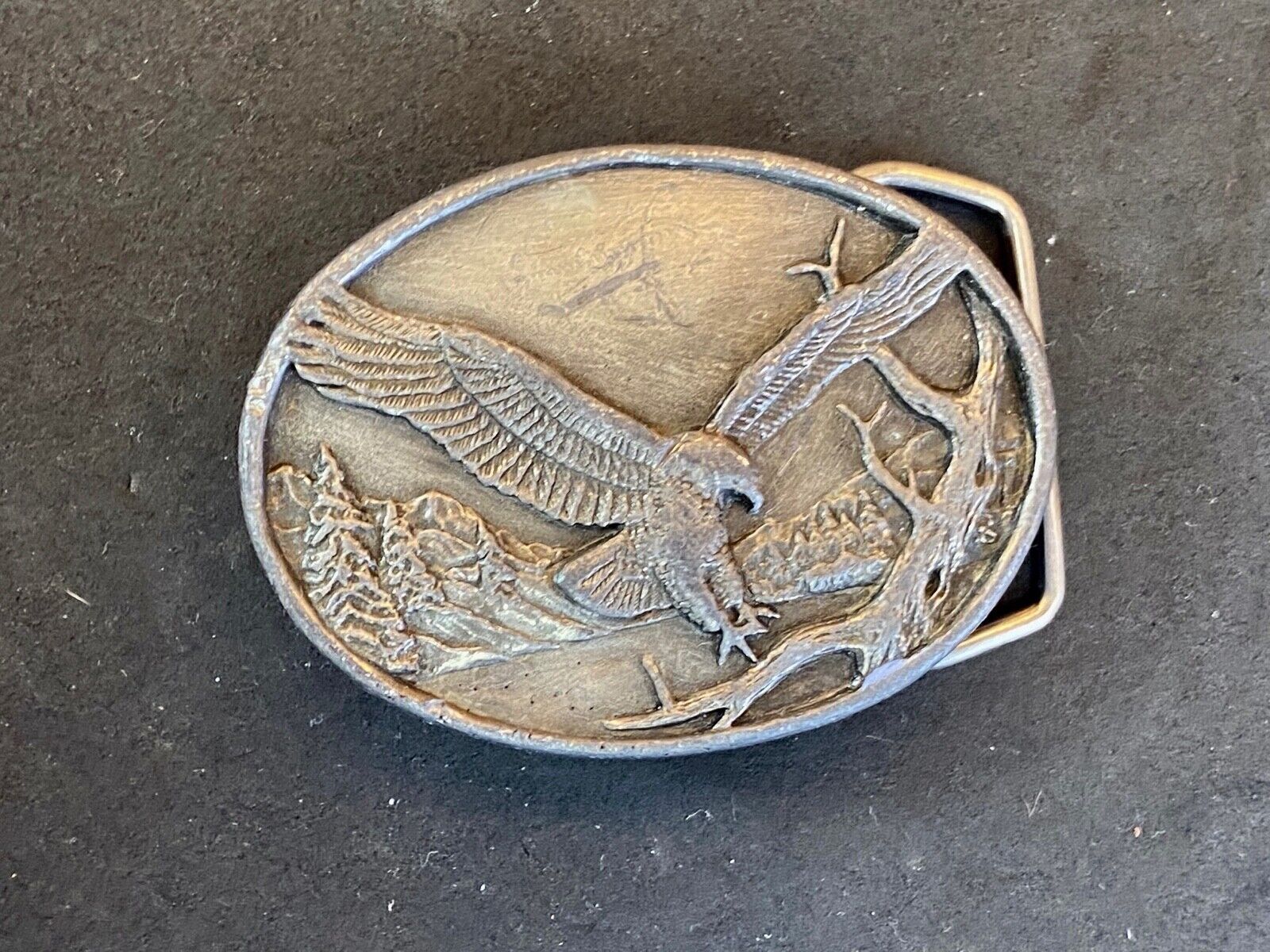 A-15 Siskiyou Belt Buckle - Flying Diving Hunting Majestic Eagle 