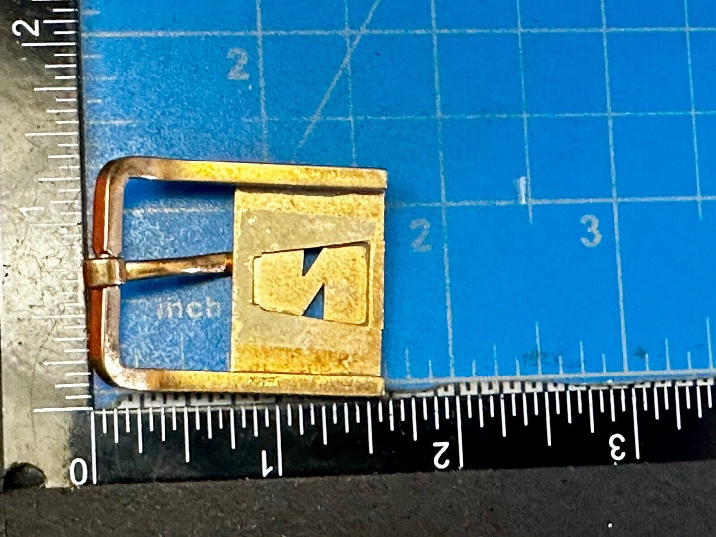 Vintage Letter N Initial Monogram Retro Gold tone Belt Buckle by Swank