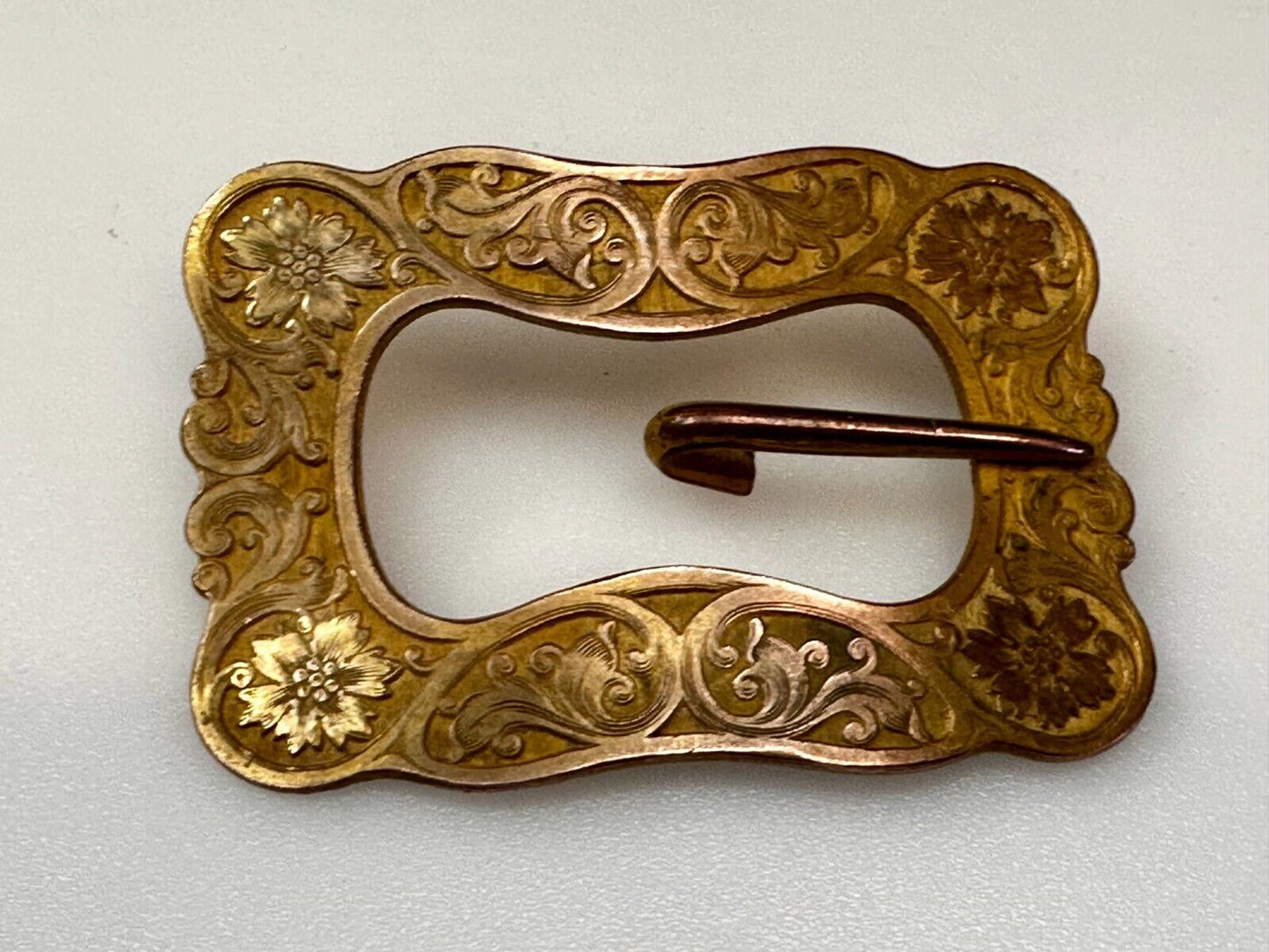 Antique? Victorian Art Nouveau Gold Color Filigree Hook Prong Belt Buckle
