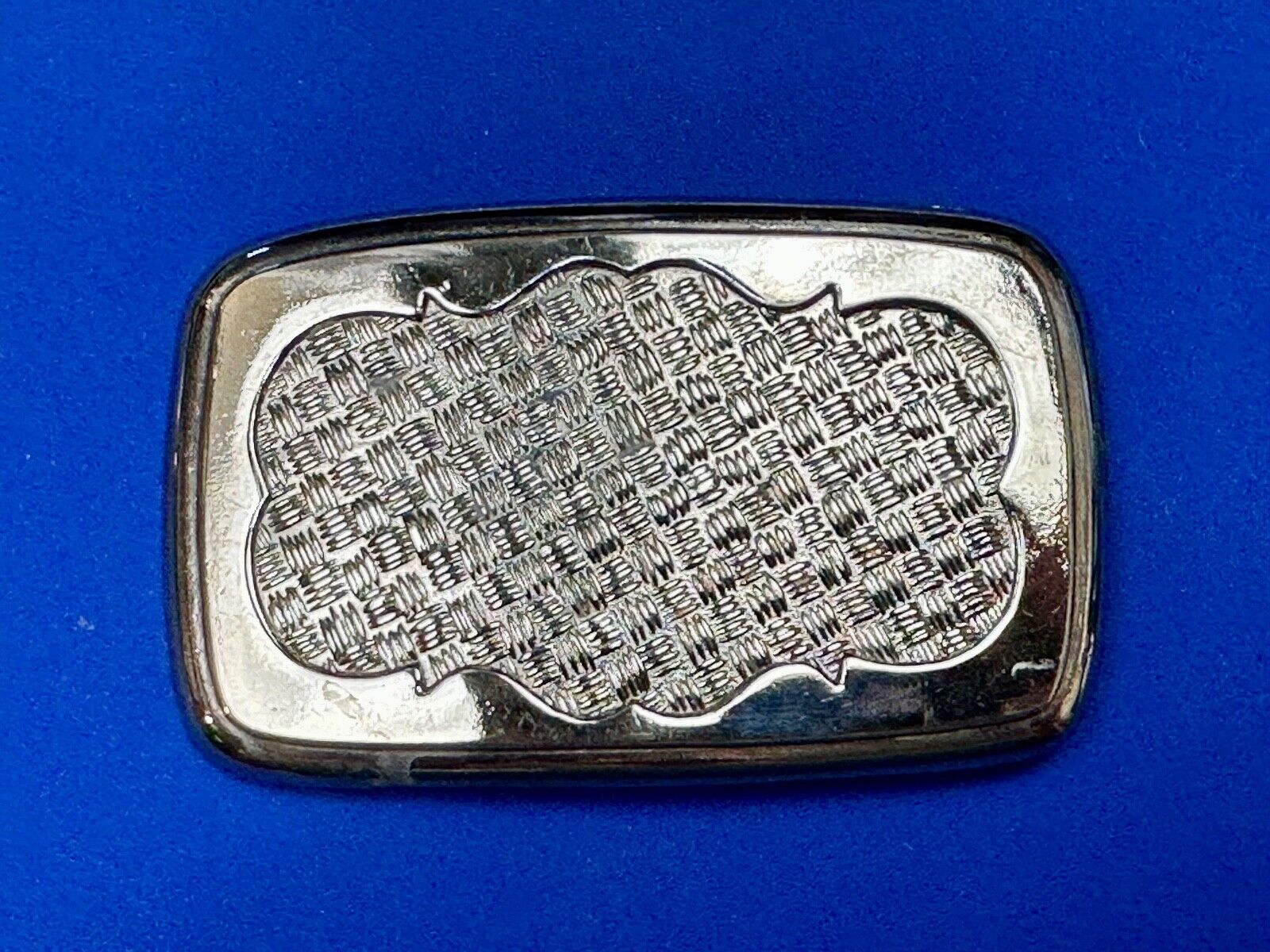 unique silver tone weave pattern western belt buckle