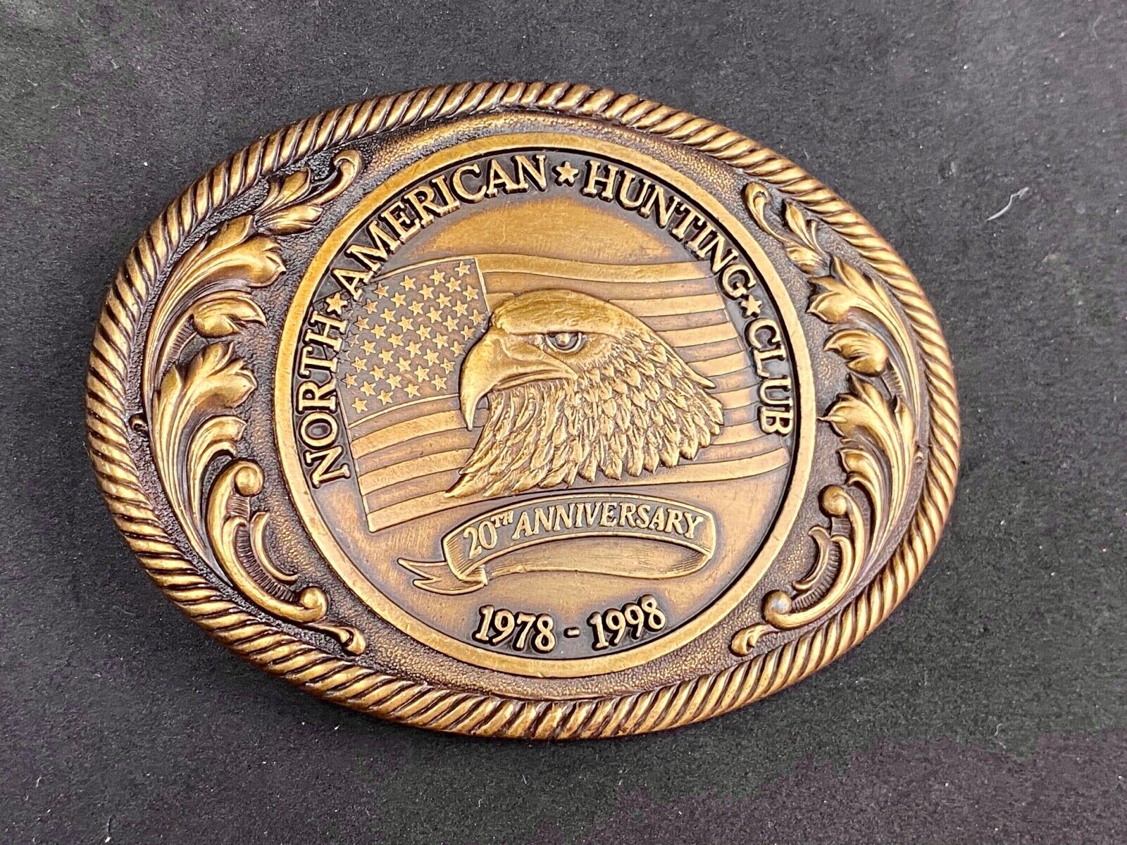 Vintage 1998 North American hunting club 20th anniversary belt buckle 