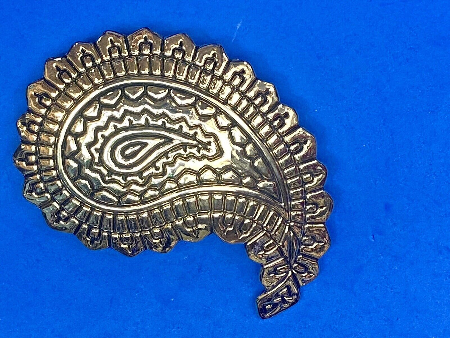 Apple Acc Of New York Marked Large Gold Tone Retro Belt Buckle
