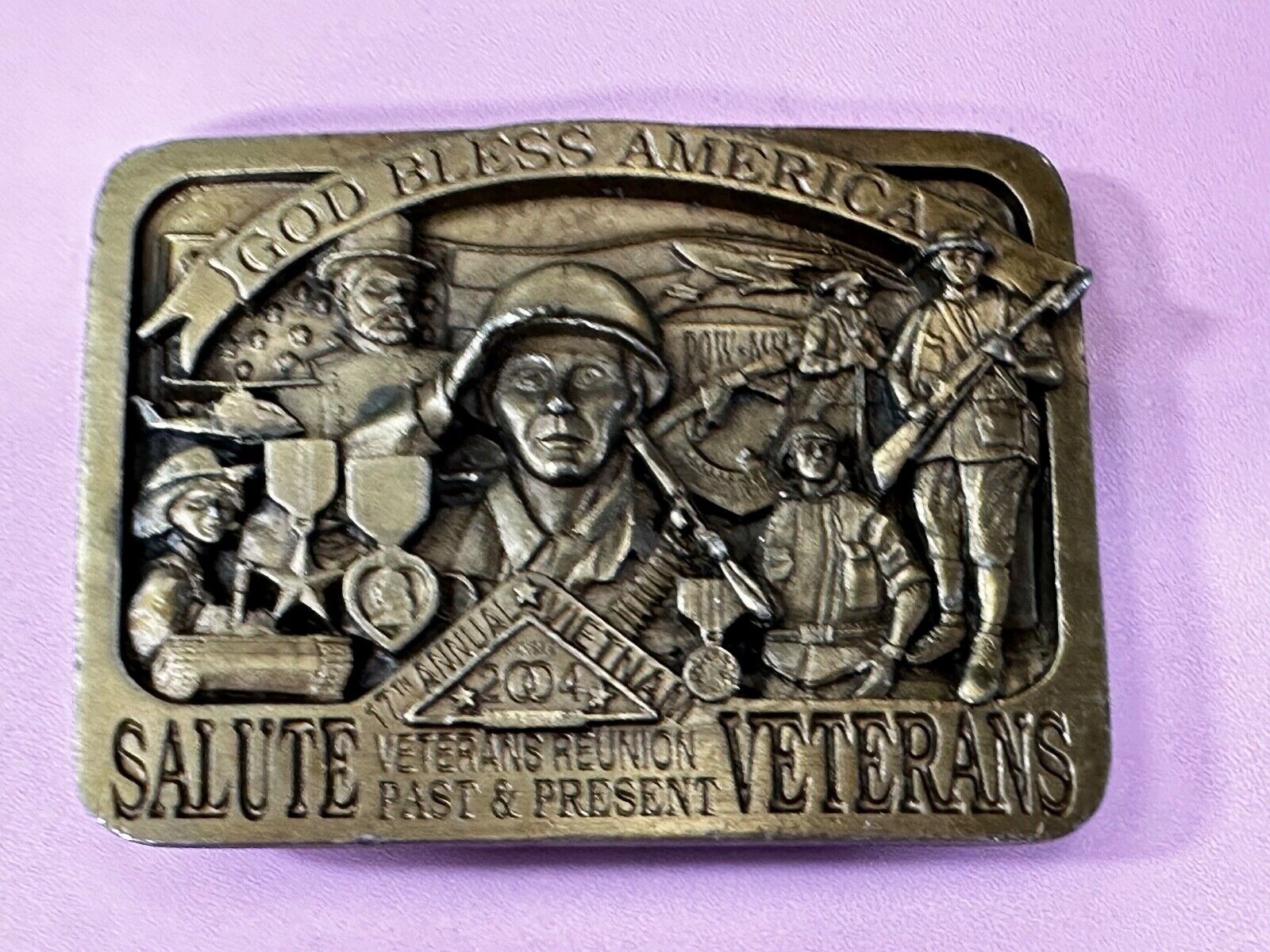 Vietnam American Veterans 2004 17th Annual War Reunion Commemorative Belt Buckle