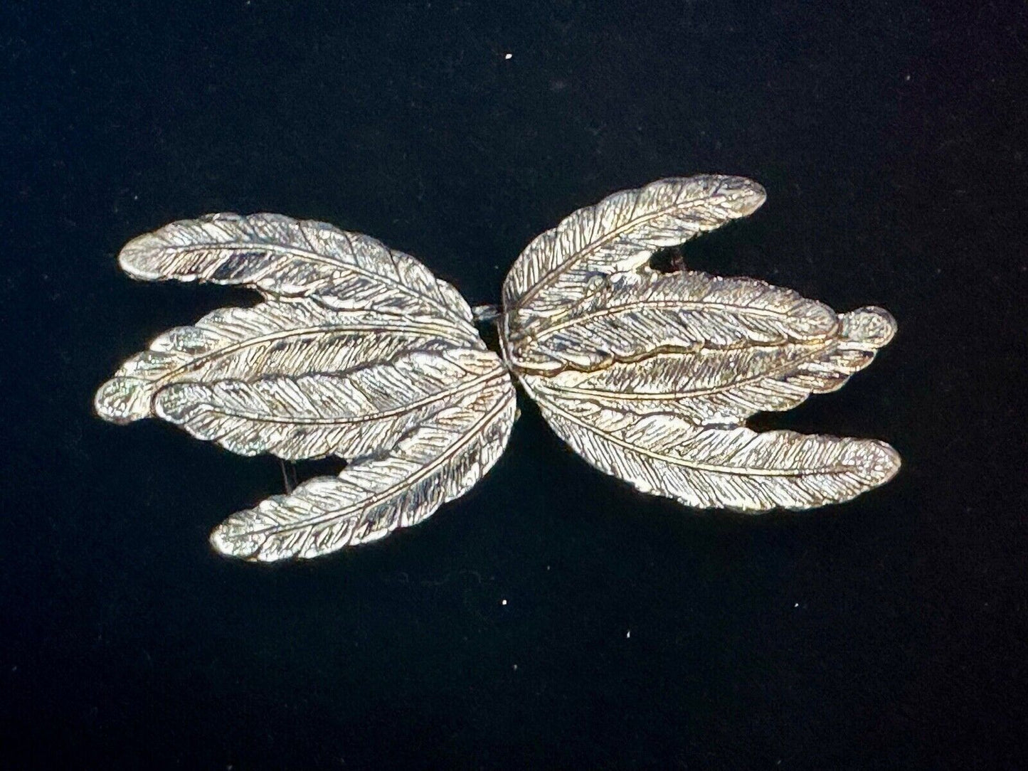 Two piece Leaf Pattern Interlocking white or light gold color belt buckle