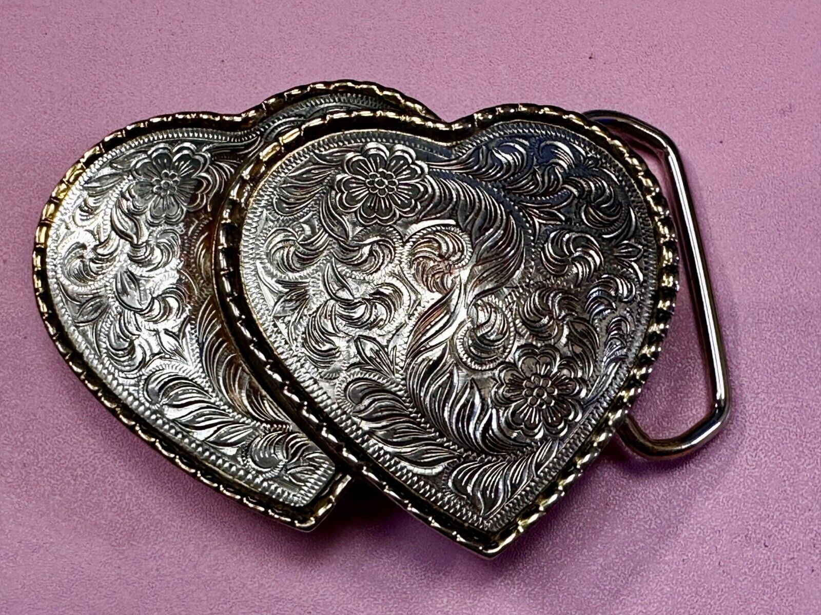 Twin Dual Hearts Flower Swirl Floral Theme Etched Western Belt Buckle W USA