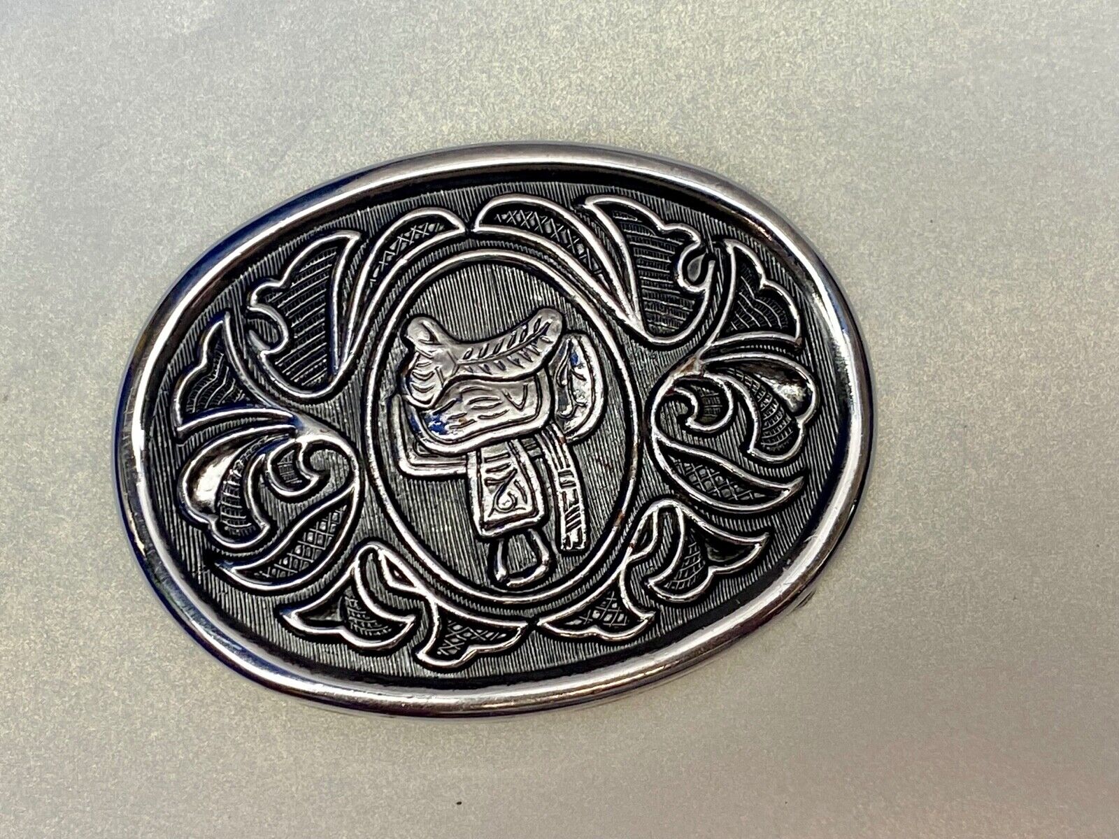 Vintage Avon Silver Tone Rodeo Cowboy Horse Saddle Western Belt Buckle (Q-2)