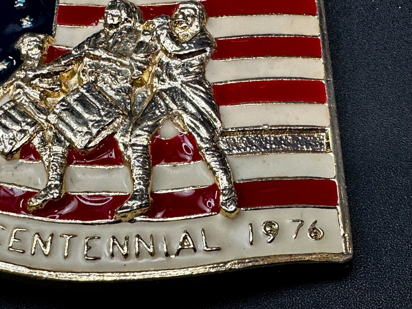 America Bicentennial Spirit of 76" Patriotic Flag Marching Band Belt Buckle