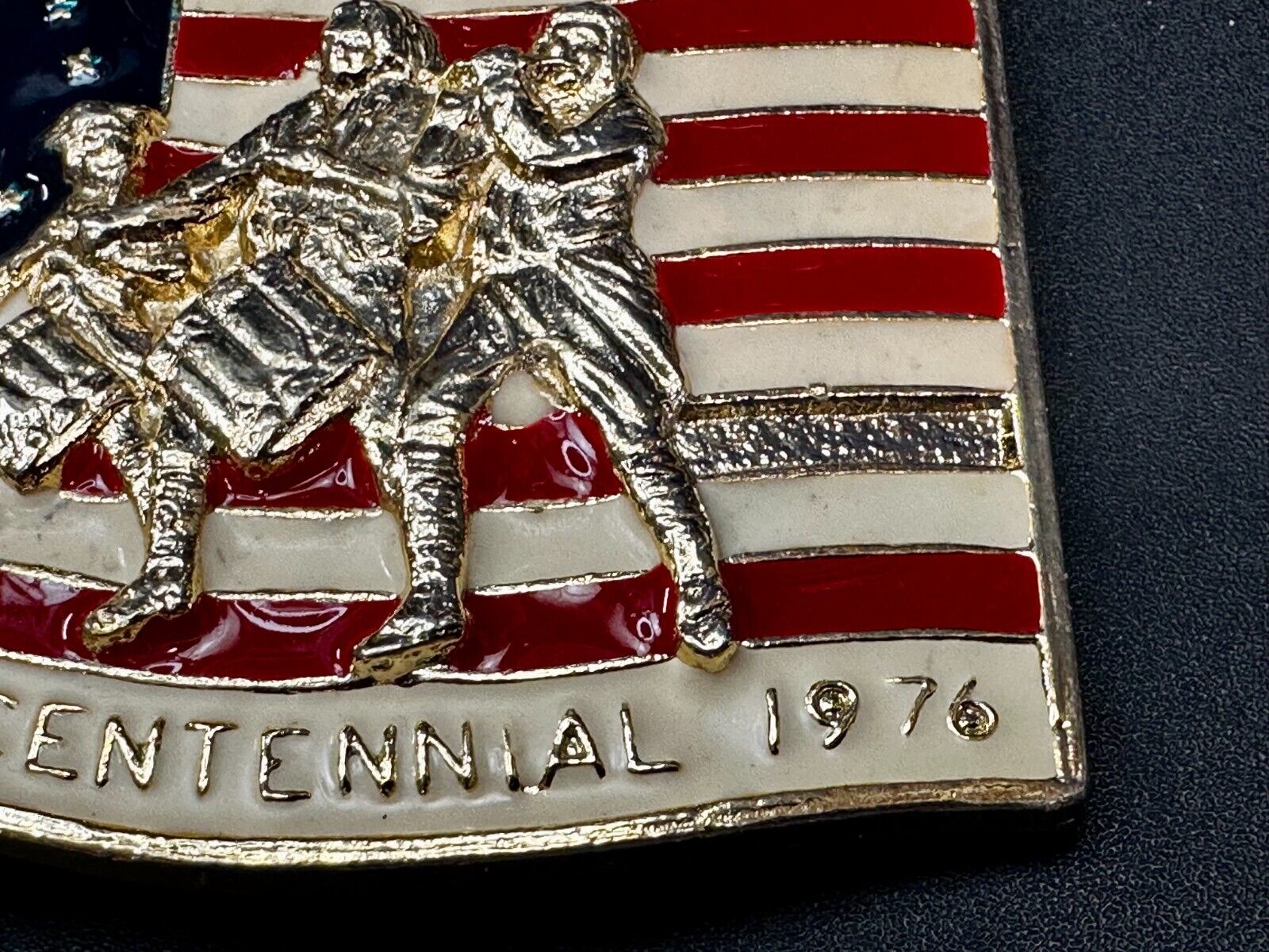 America Bicentennial Spirit of 76" Patriotic Flag Marching Band Belt Buckle