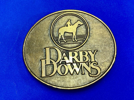 VINTAGE 1970s DARBY DOWNS HORSE RACETRACK BRASS TONE BELT BUCKLE by RJ