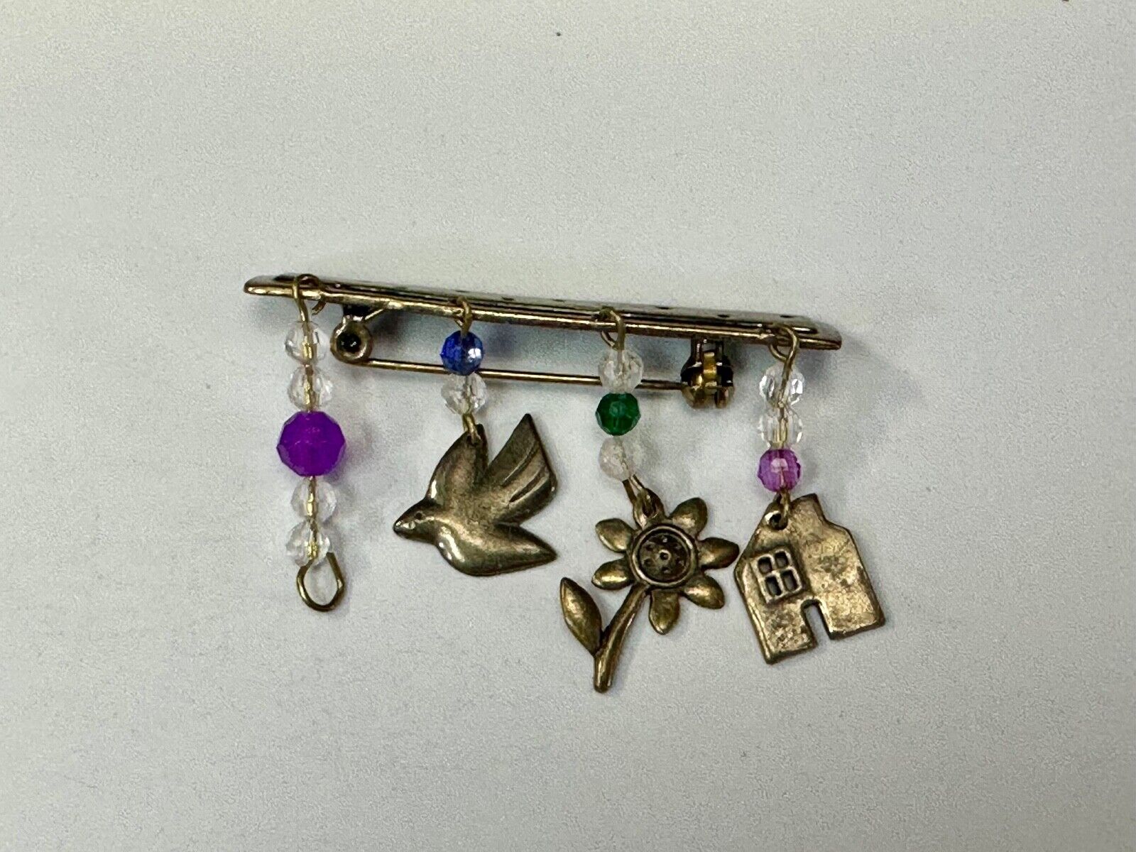 avon signed dangle brooch pin -  Dove stunflower house - missing a charm