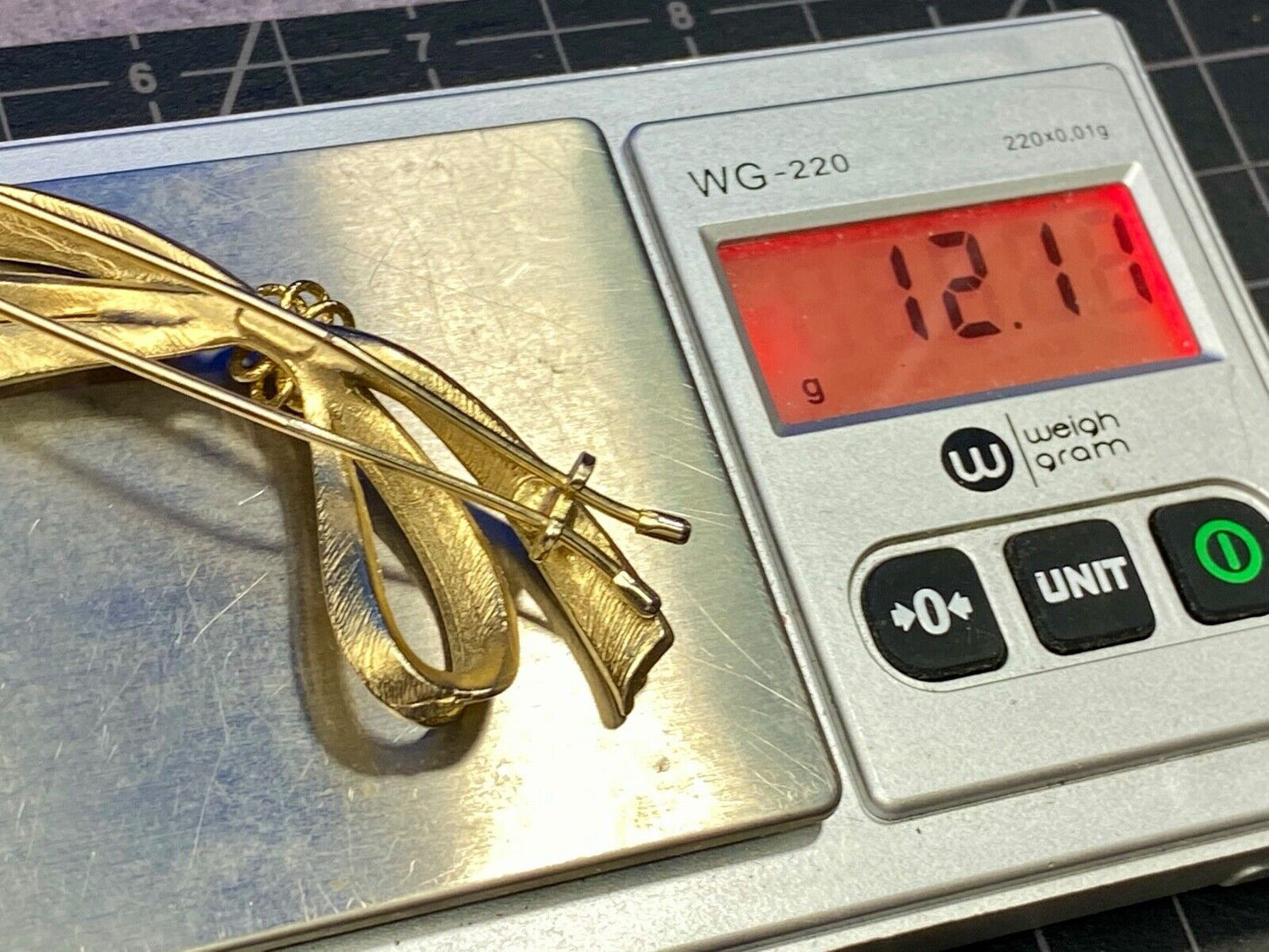 Vintage DENBE Ribbon Bow Gold Tone Brooch Pin Costume Jewelry