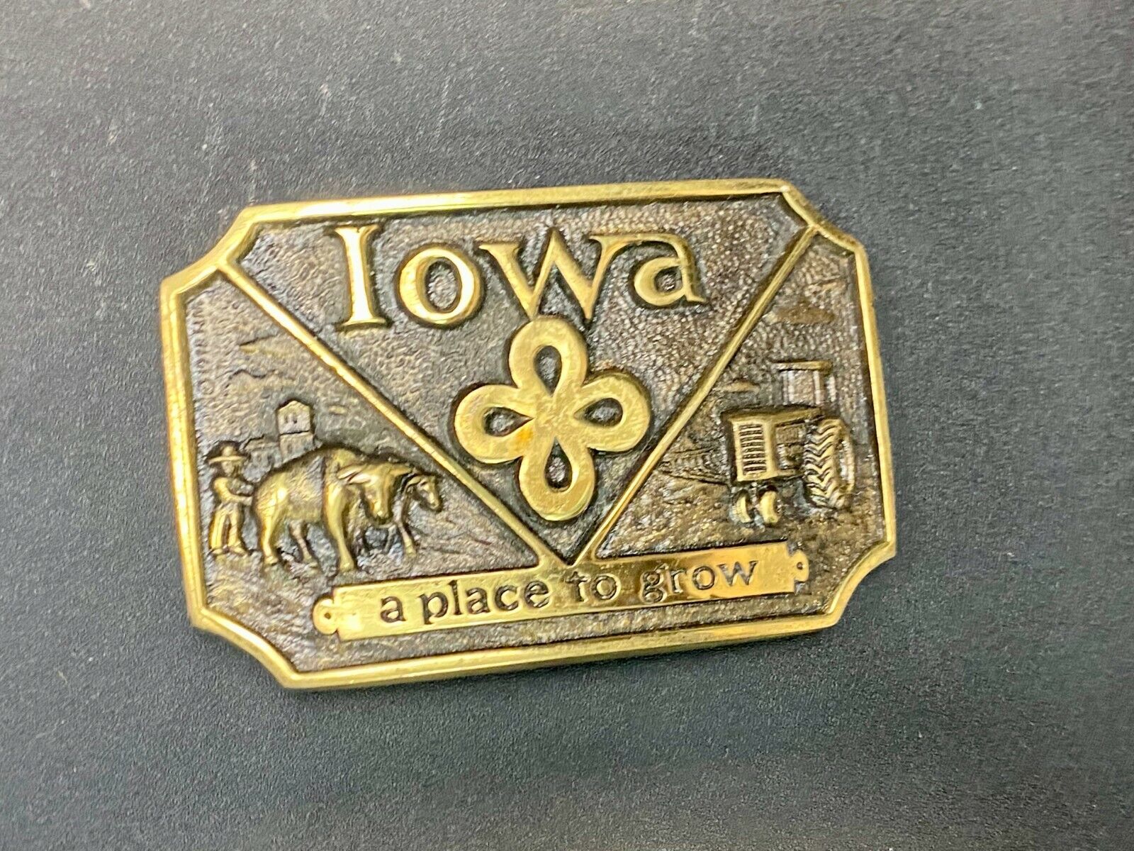 The State Of Iowa, A Place To Grow!   Farming Belt Buckle Heritage Mint Ltd