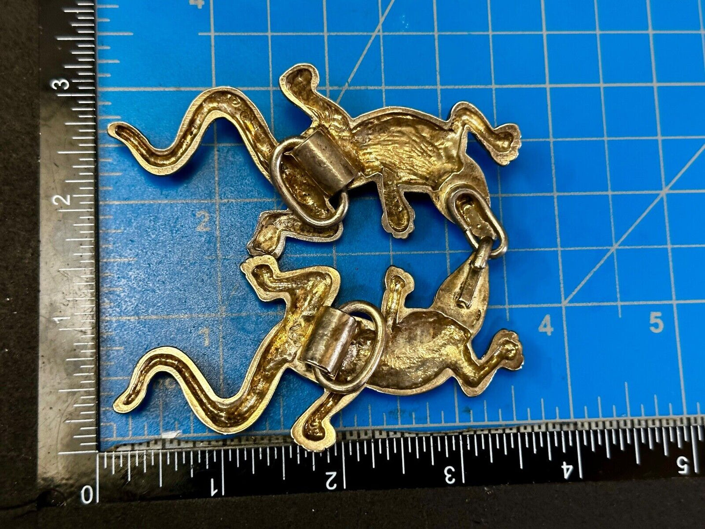Alligators Crocodiles multi segmented gold tone large Vintage Belt Buckle Loops