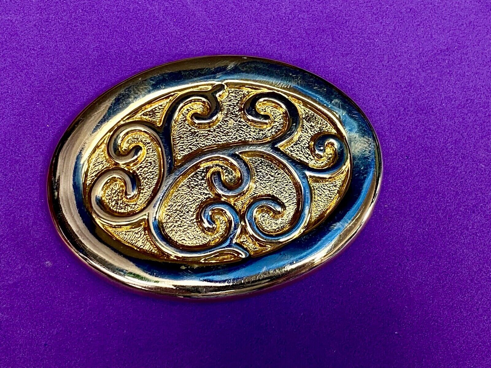 Unique Gold Tone Motion East Flower Swirl Belt Scarf Clip Slide Buckle 