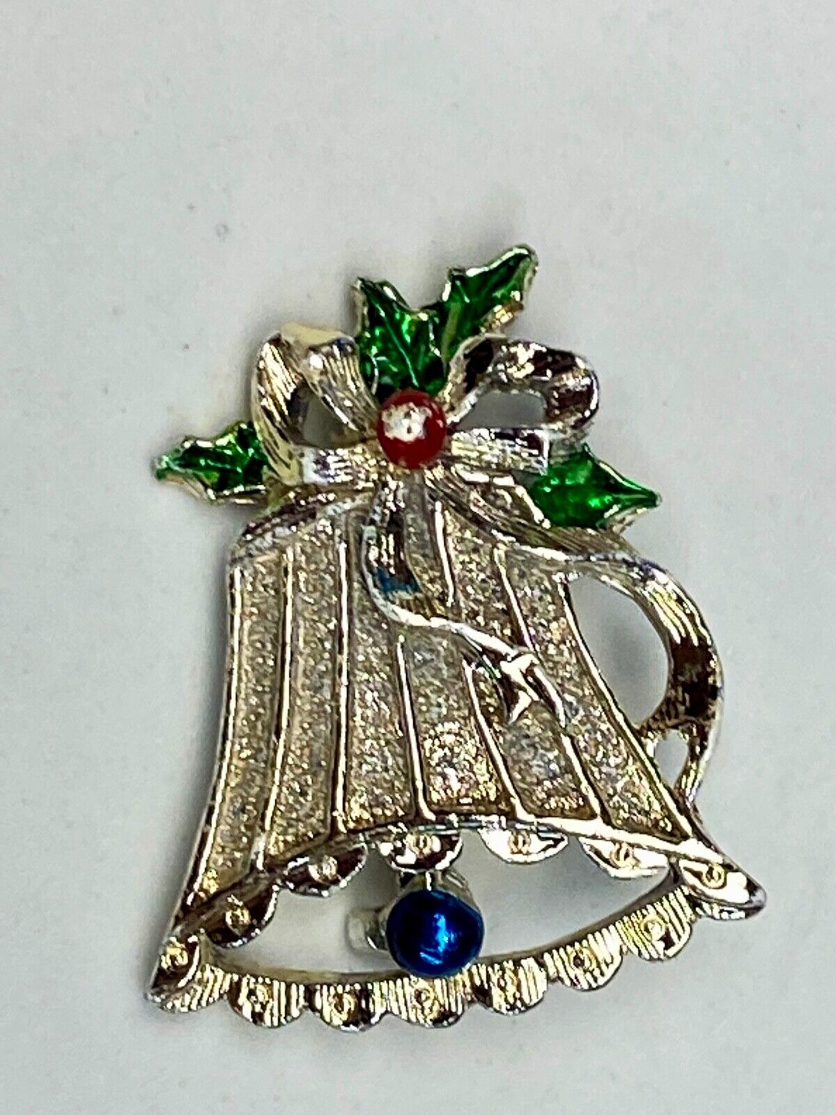 Vintage Gerry's Christmas Bell W/holly Brooch Pin Goldtone Enamel Brooch