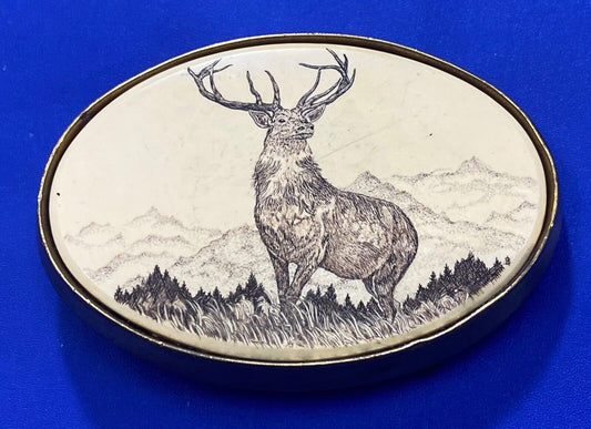 Vintage 1983 Barlow DEER Buck in nature Mountains with huge rack belt buckle