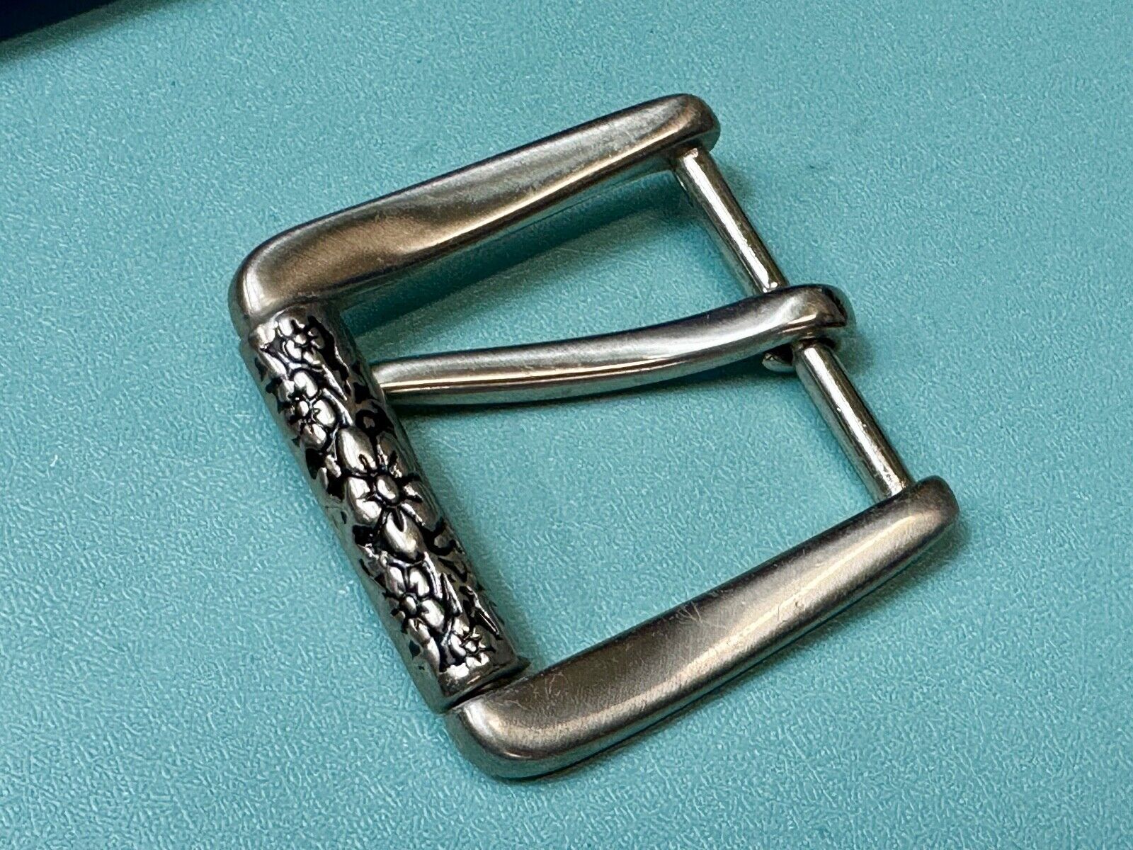 unique rolling end flower theme silver tone replacement belt buckle