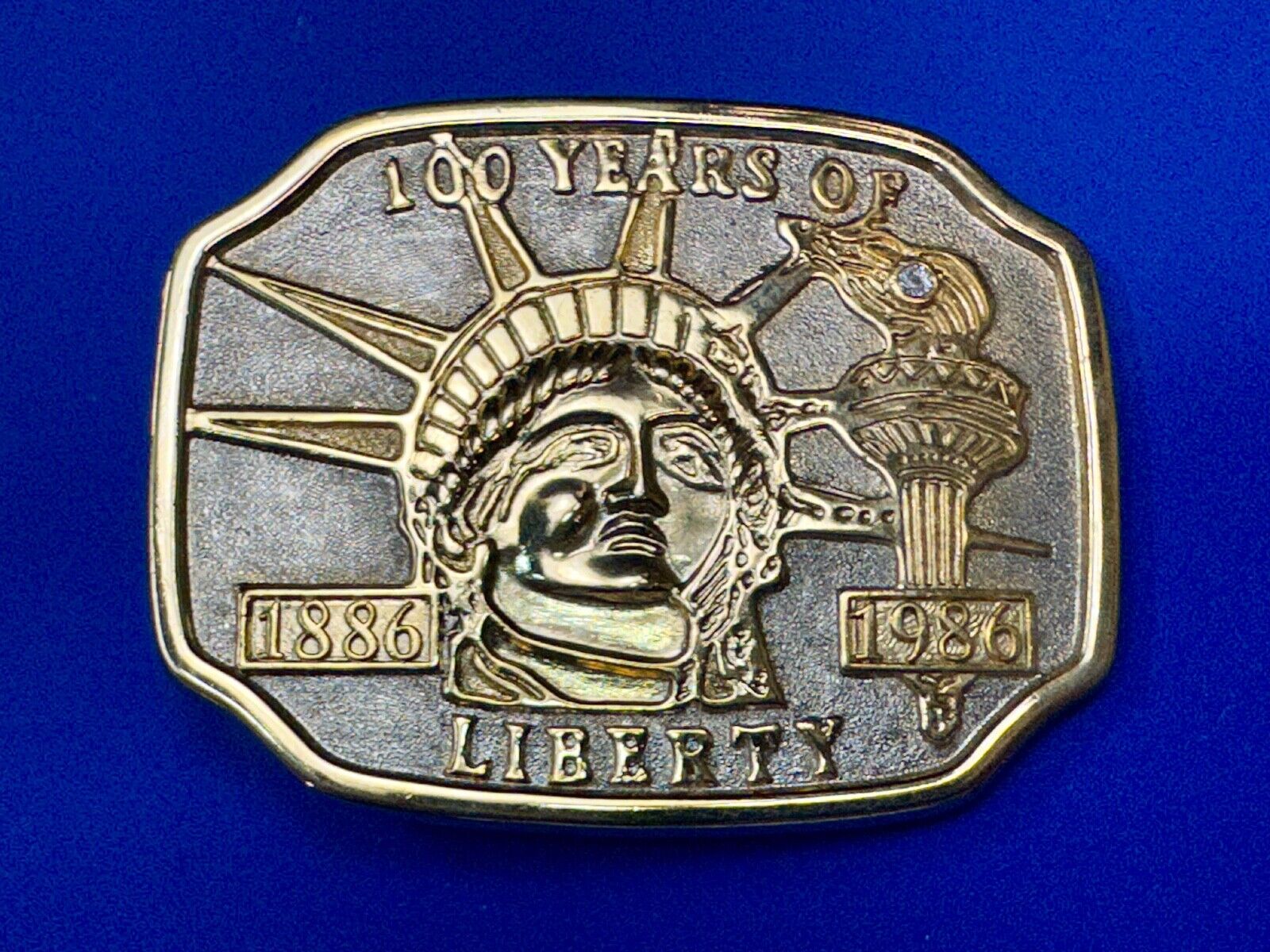 100 Years of Liberty  NYC statue of Lady Liberty two tone Souvenir belt buckle