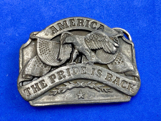Vintage 1980 Siskiyou D-40 AMERICA - The pride is back belt buckle  USA Proud 