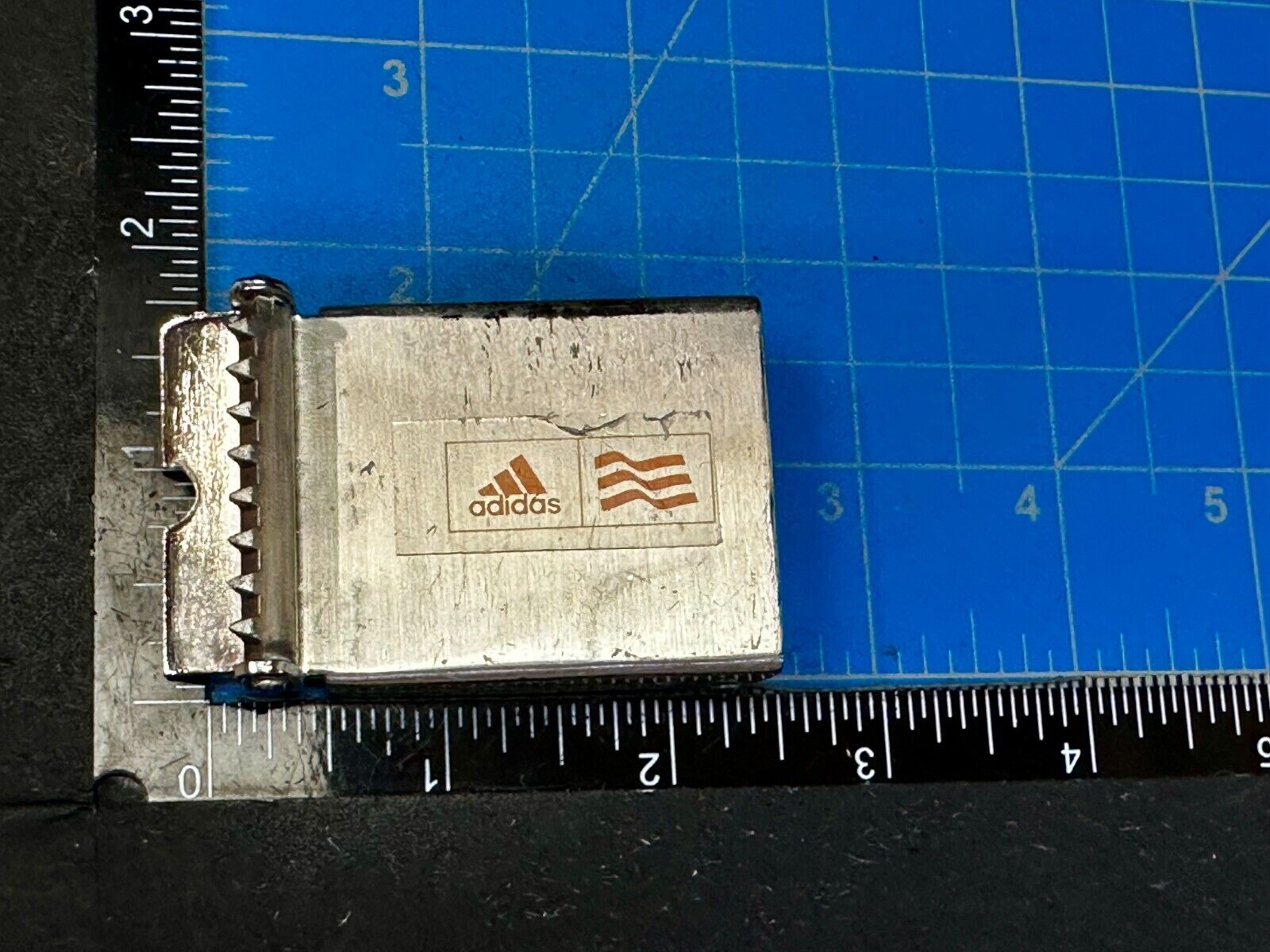Adidas Golf Stripe Pattern Silver Tone Replacement Dress Style Vtg. Belt Buckle