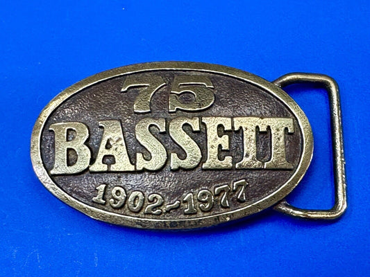 Vintage 75 BASSETT Furniture 1902 - 1977 solid brass belt buckle