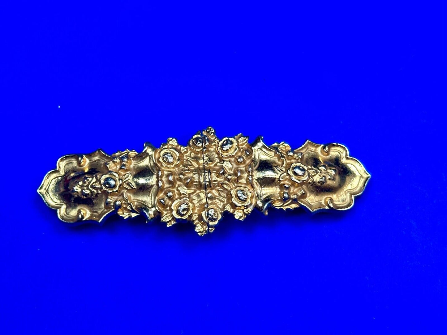 almost 7" wide Accessocraft NYC Two piece Interlocking gold color belt buckle