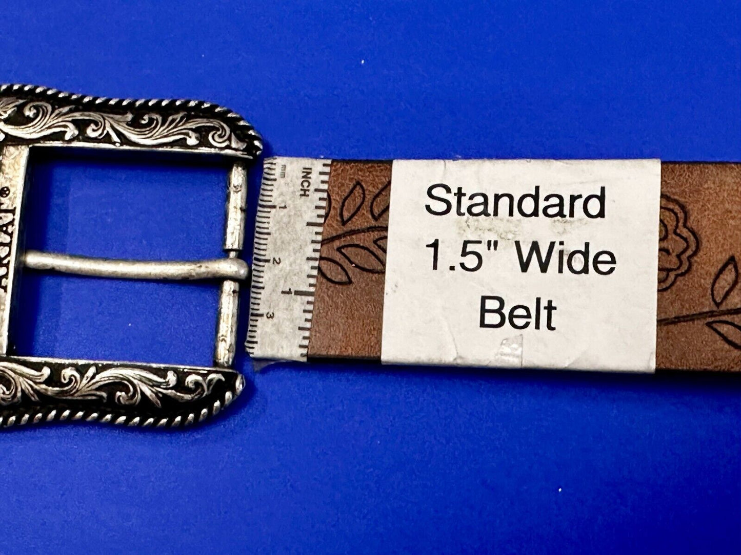 Ariat 2007 Ranger Style Detailed Flower Swirl Rope Outlined Belt Buckle