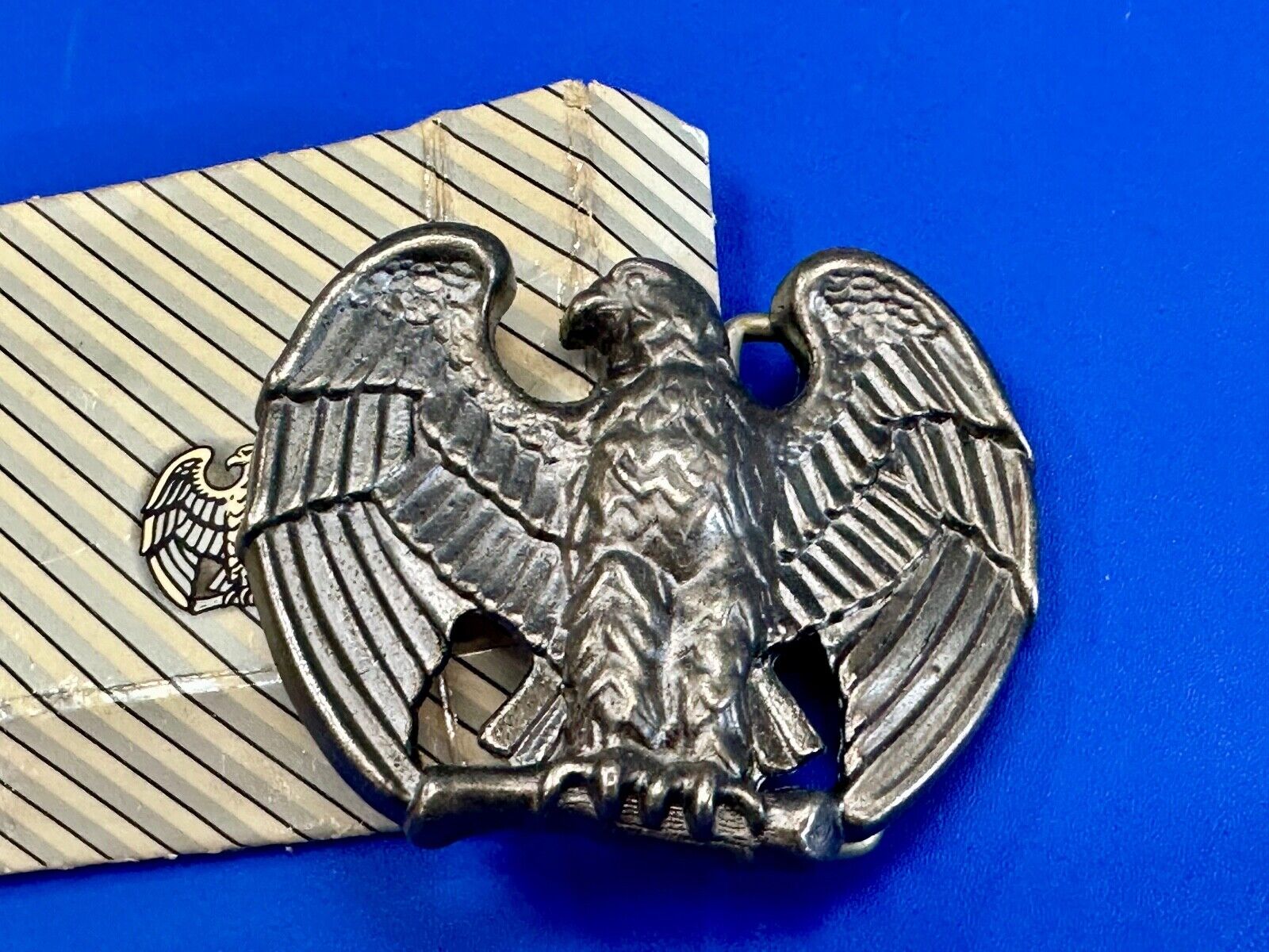 VINTAGE 1970'S IMPERIAL ROMAN EAGLE STYLE BELT BUCKLE IN BOX