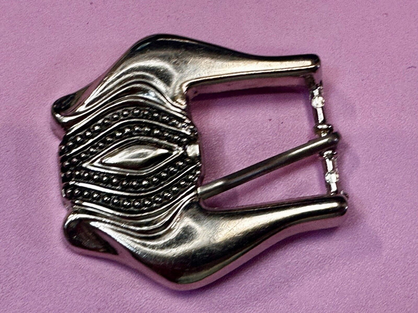 Unique Small Replacement Western Silver Tone Vintage Belt Buckle