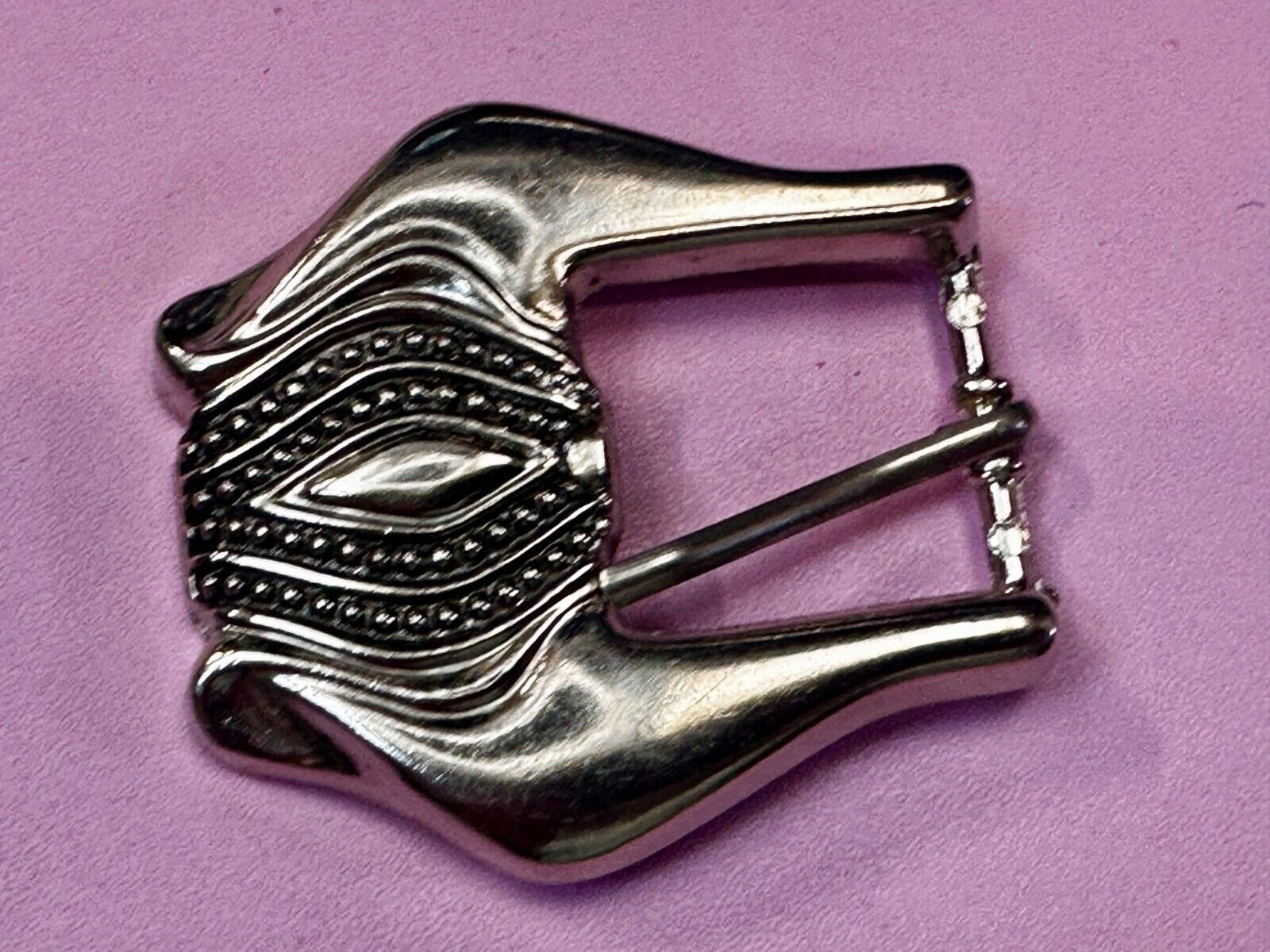 Unique Small Replacement Western Silver Tone Vintage Belt Buckle