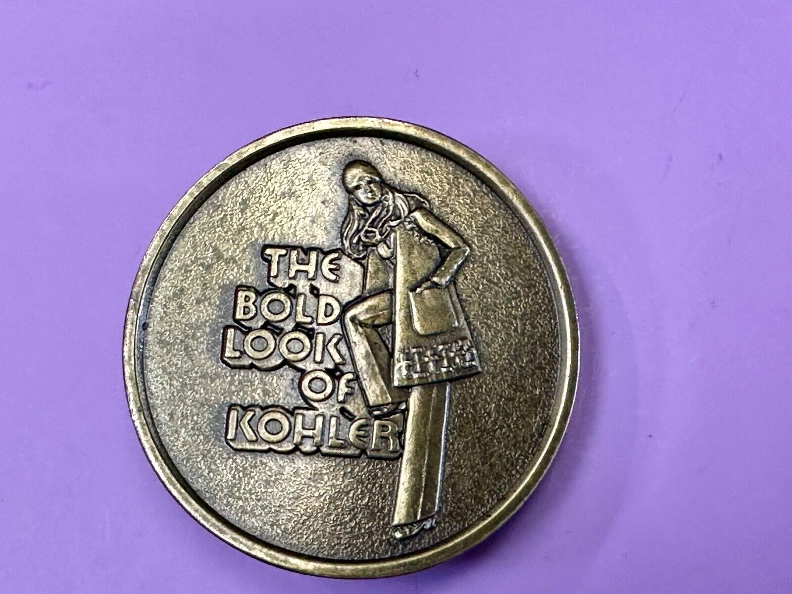The Bold Look of Kohler - Vintage 1977 Lewis round Limited Edition belt buckle