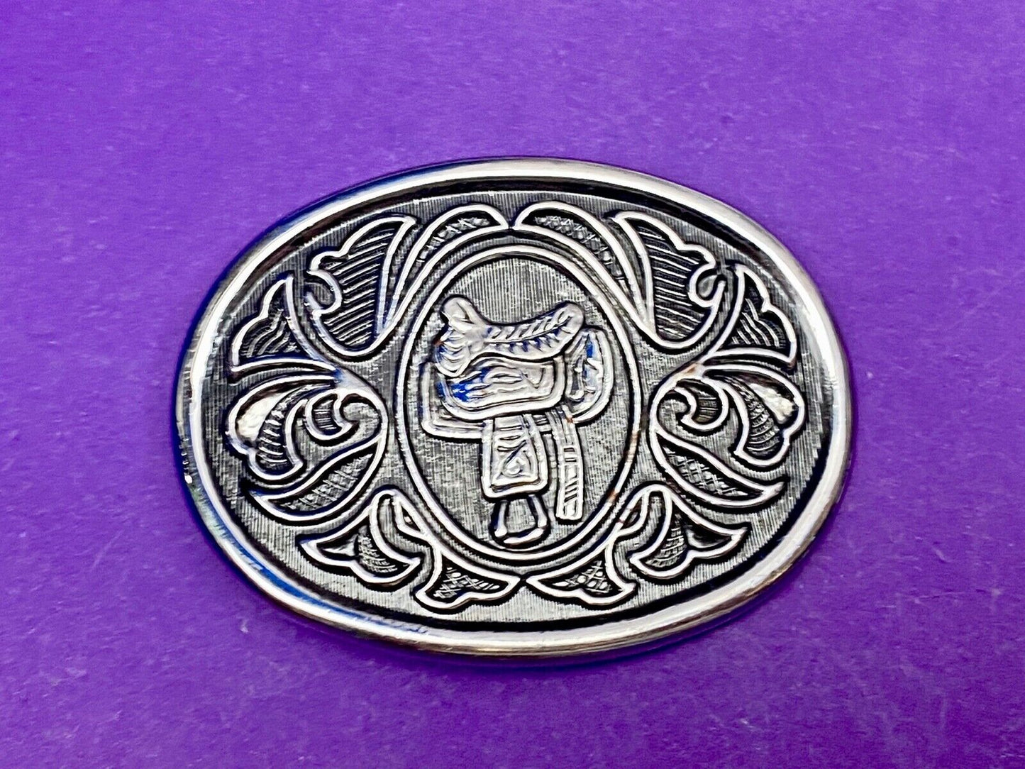 Vintage Avon Silver Tone Rodeo Cowboy Horse Saddle Western Belt Buckle (Q-2)