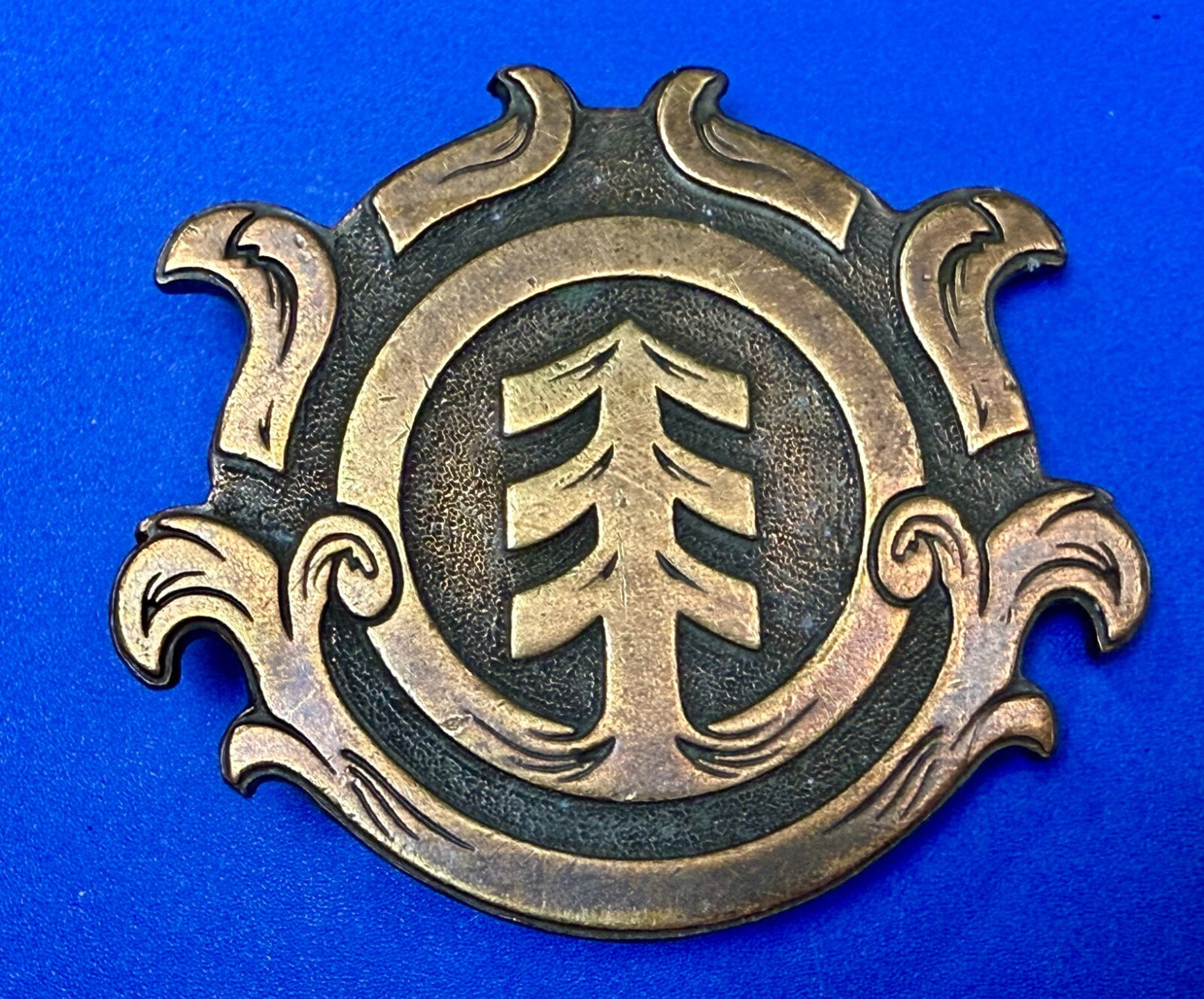 Triple Arrow Emblem Clothing Company? Brass Tone Belt Buckle