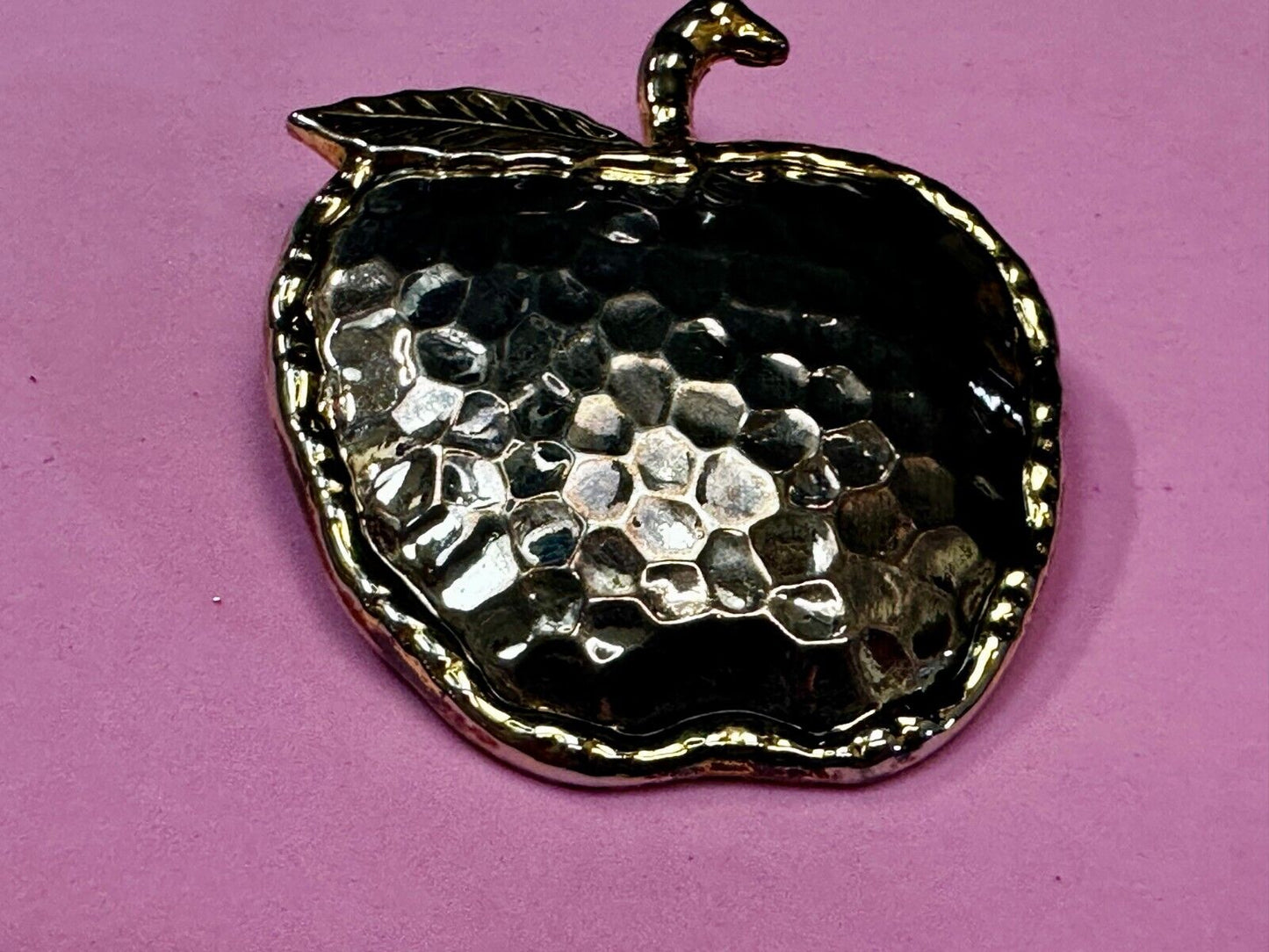 Apple Fruit Shape Hammered Texture Silver Tone Brooch Pin Signed by Best